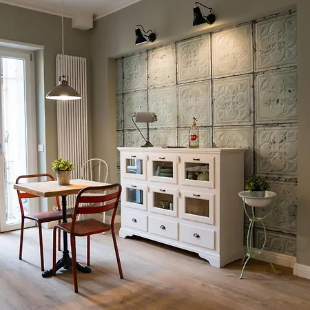 Santa Chiara 11 - -verona Guest house