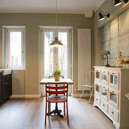 Santa Chiara 11 - -verona Guest house *